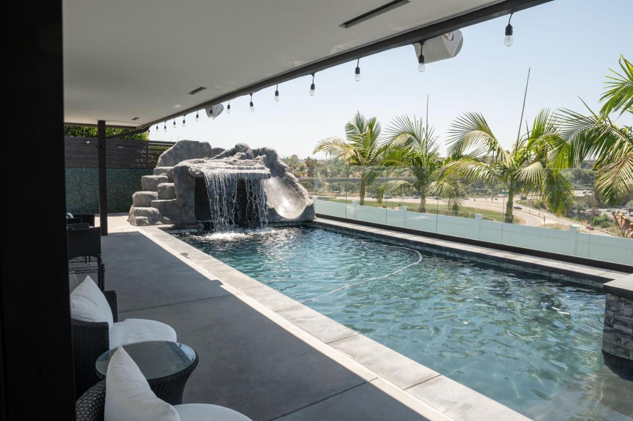 New Modern Luxury Estate - Pool, Slide, Grotto Villa San Diego Exterior photo